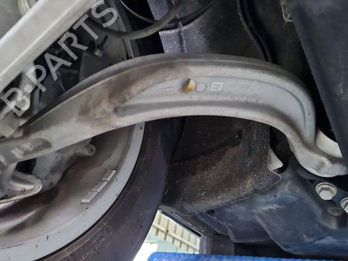 Used Right front suspension arm Right front suspension arm 37518740 37518740