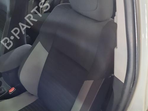 left-front-seat-toyota-auris-_e18_-2012-2013-2014-2015-2016-2017-2018-2019-40080609 main image