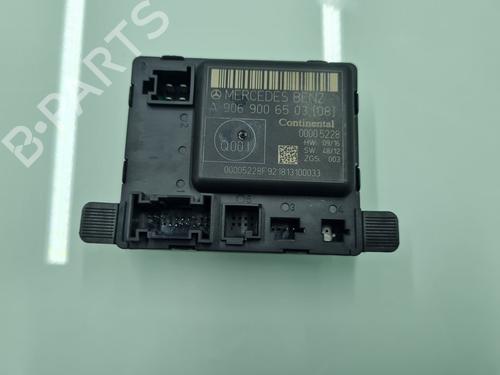 Used Electronic module MERCEDES-BENZ SPRINTER 3,5-t Van (B906) [2006-2020]  21764178