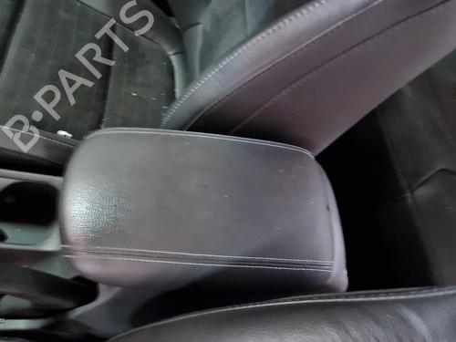armrest-center-console-hyundai-i30-pde-pd-pden-2016-37693239 main image