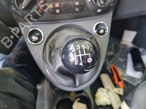 Used Shift knob FIAT 500 C (312_) 0.9 (312AG1A) (86 hp) 29247077