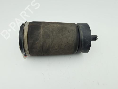 Used Left rear shock absorber Left rear shock absorber LAND ROVER DEFENDER Station Wagon (L663) D250 MHEV 4x4 (249 hp) 40281521 40281521