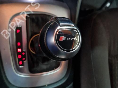 Gearknop Gearknop AUDI Q3 (8UB, 8UG) 2.0 TDI quattro (177 hp) 35979773 35979773