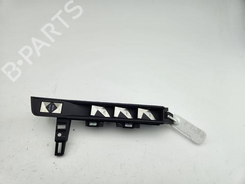 left-front-window-switch-ds-ds-7-crossback-j4_-jr_-jc_-2017-21766362 main image