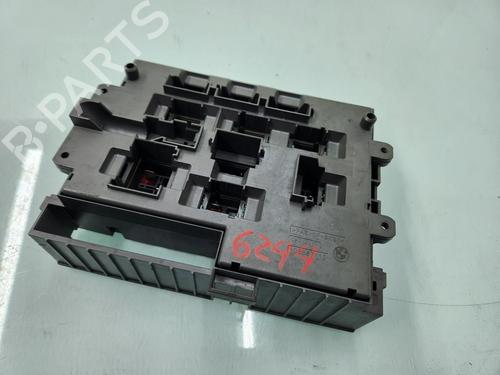 Used Fuse box Fuse box BMW 1 (E87) 118 d (143 hp) 24472158 24472158