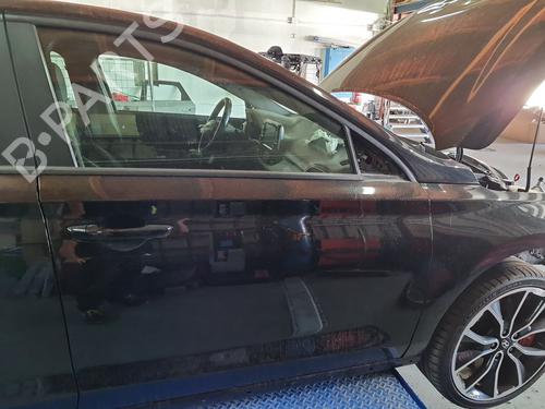 Used Right front door Right front door 39592156 39592156