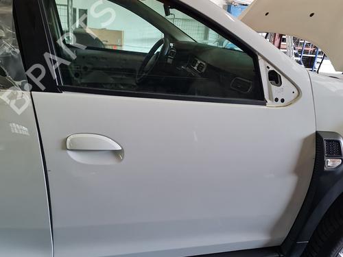 right-front-door-dacia-duster-hm_-2017-38267207 main image