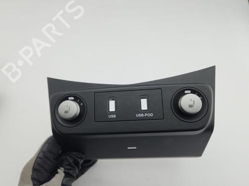 Switch SSANGYONG XLV SUV e-XDi 160 | BP36533111I30 - Image 2