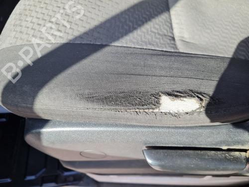 Left front seat VW CRAFTER 30-35 Bus (2E_) 2.0 TDI | BP21659363C15 - Image 2