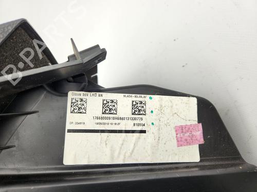 Glove box MERCEDES-BENZ A-CLASS (W176) A 45 AMG 4-matic (176.052) | BP25925817C95
