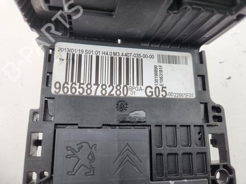 Fuse box CITROËN C4 II (NC_) 1.6 HDi 90 | BP32112508E1 - Image 3