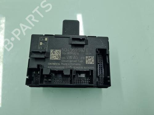Electronic module SEAT LEON ST (5F8) 1.6 TDI | BP21767065M83 - Image 3