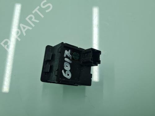 Switch NISSAN PATROL GR V Wagon (Y61) 2.8 TD | BP21642488I30