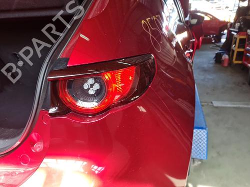Right taillight MAZDA 3 Hatchback (BP) 2.0 SKYACTIV-G M Hybrid | BP40220977C35 - Image 2