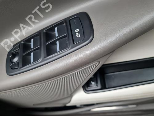 Used Left front window switch JAGUAR XE (X760) 2.0 D (180 hp) 21644437