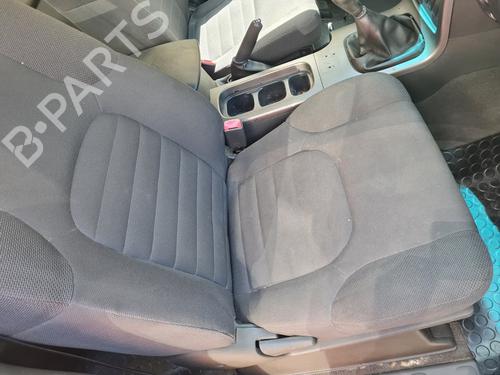 Used Right front seat NISSAN PATHFINDER III (R51) [2005-2025]  21649150