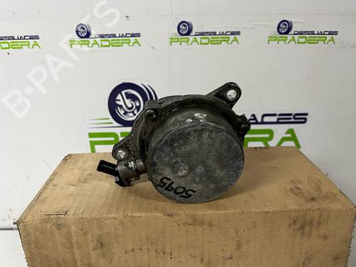 Used Vacuum pump BMW X5 (E70) 3.0 d (235 hp) 21660791