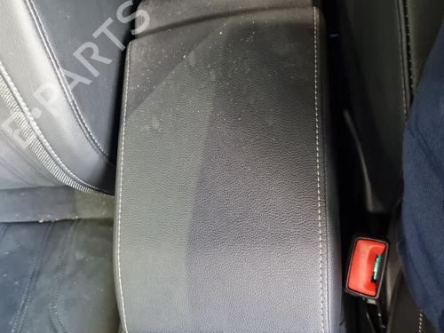 Armlene VW GOLF VIII (CD1, DA1) [2019-2025]  30549193