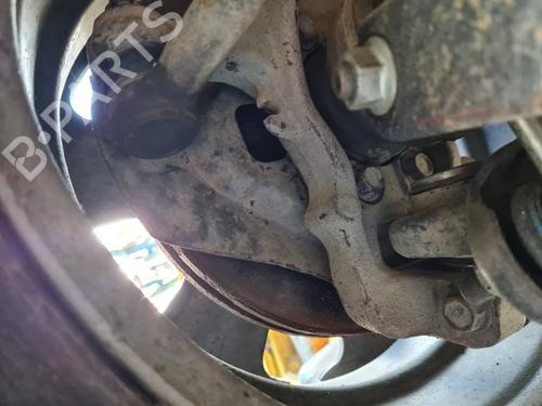 Used Right front steering knuckle NISSAN NAVARA NP300 (D40) [2004-2025]  21649596