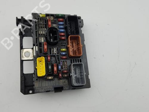 Used Fuse box Fuse box PEUGEOT 3008 I MPV (0U_) 1.6 HDi (112 hp) 36221447 36221447