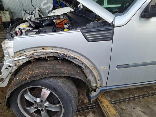 Used Left front fenders DODGE NITRO [2006-2012]  22373453
