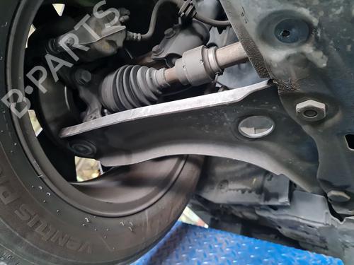 right-front-suspension-arm-dacia-sandero-iii-2021-36886701 main image