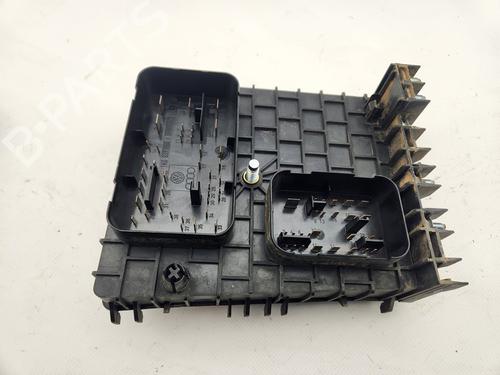 Used Fuse box Fuse box VW GOLF V (1K1) [2003-2010] 31020384 31020384