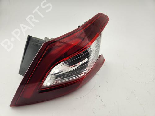 Used Right taillight Right taillight 33113597 33113597