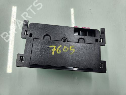 Used Electronic module Electronic module AUDI Q3 (8UB, 8UG) 2.0 TDI (150 hp) 26697538 26697538