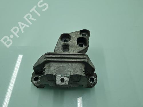Used Engine mount MERCEDES-BENZ A-CLASS (W176) A 180 CDI (176.000) (109 hp) 21653697
