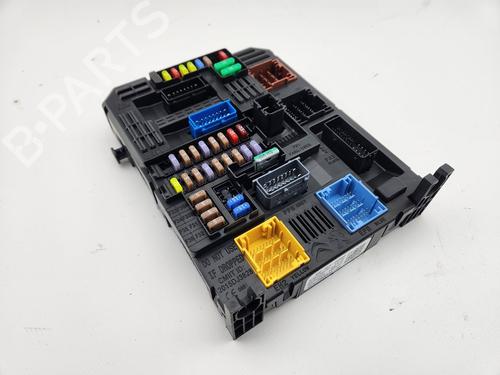 Used Fuse box Fuse box PEUGEOT 5008 II (MC_, MJ_, MR_, M4_) 1.6 PureTech 180 (M45GFR) (181 hp) 29722869 29722869