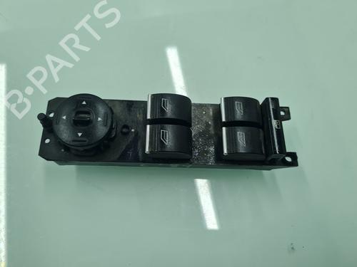 Used Left front window switch Left front window switch FORD FOCUS III [2010-2020] 21650660 21650660