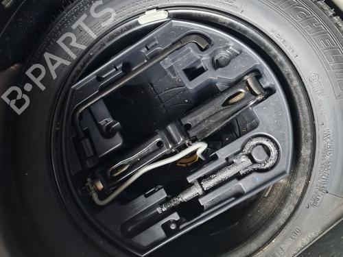 Used Jack Kit PEUGEOT 208 I (CA_, CC_) [2012-2021]  29750790