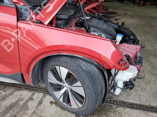 right-front-fenders-volvo-xc40-536-2017-23041050 main image