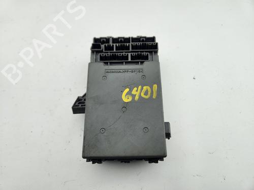 Fuse box HONDA CR-V III (RE_) 2.2 i-CTDi 4WD (RE6) | BP31965852E1