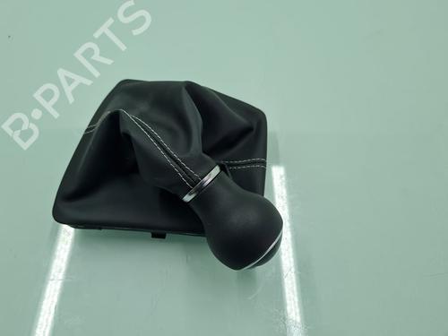 Used Shift knob Shift knob SEAT ATECA (KH7, KHP) 1.0 TSI (110 hp) 21765555 21765555