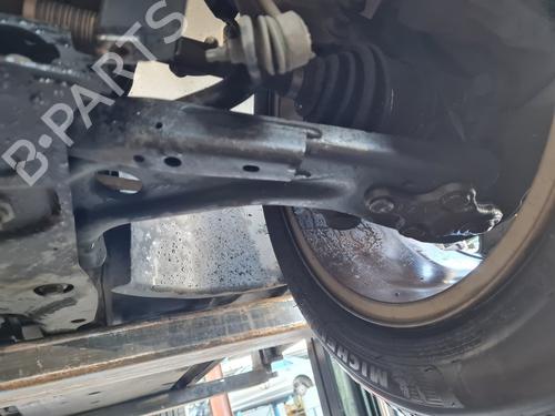 Used Left front suspension arm PEUGEOT 308 II (LB_, LP_, LW_, LH_, L3_) [2013-2021]  22233073