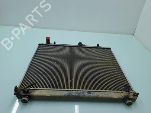 water-radiator-mitsubishi-pajero-iii-v7_w-v6_w-1999-2000-2001-2002-2003-2004-2005-2006-2007-21652436 main image