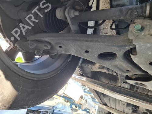 Used Right front suspension arm KIA SPORTAGE III (SL) [2009-2017]  21657168