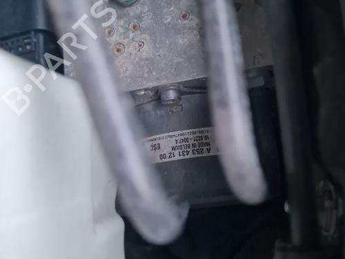 ABS Bremseaggregat MERCEDES-BENZ C-CLASS T-Model (S205) C 350 e (205.247) (211 hp) 30832789