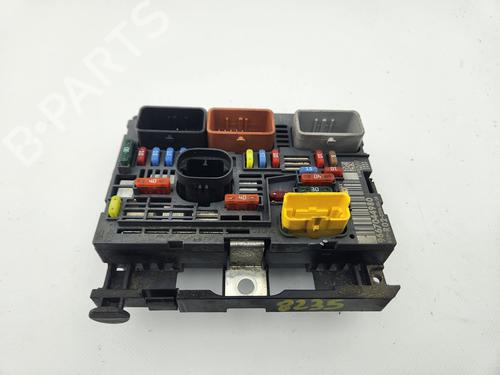 Used Fuse box Fuse box CITROËN C5 III (RD_) [2008-2017] 33818158 33818158