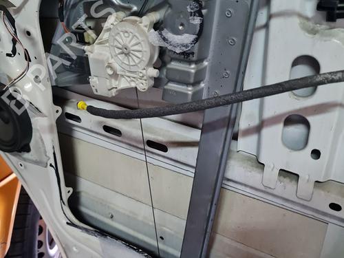 Used Front right window mechanism Front right window mechanism MERCEDES-BENZ SPRINTER 3,5-t Van (B906) [2006-2020] 35765275 35765275