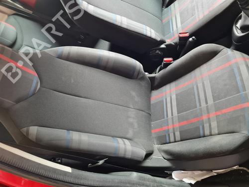 Used Right front seat PEUGEOT 108 1.2 (82 hp) 21766824