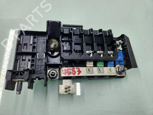 fuse-box-mercedes-benz-a-class-w176-2012-2013-2014-2015-2016-2017-2018-27869917 main image