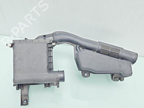 Used Air filter box Air filter box TOYOTA AURIS (_E18_) 1.8 Hybrid (ZWE186_, ZWE186R) (136 hp) 40196357 40196357