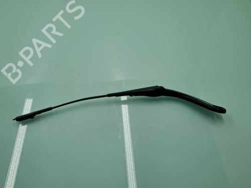 Used Front windshield wiper arm BMW 3 Touring (F31) 330 d (258 hp) 21644532