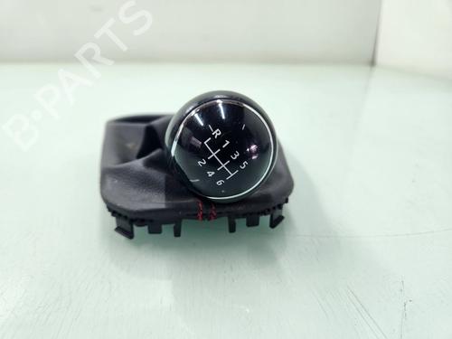Used Shift knob Shift knob SEAT ARONA (KJ7, KJP) [2017-2026] 27545375 27545375
