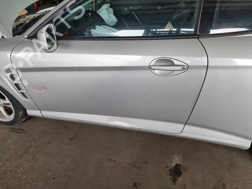 Used Left front door HYUNDAI COUPE II (GK) [2001-2012]  21652919