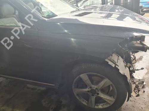 Used Right front fenders MERCEDES-BENZ M-CLASS (W166) [2011-2015]  30724868