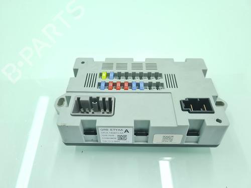 Used Fuse box LAND ROVER RANGE ROVER EVOQUE (L538) 2.2 D 4x4 (190 hp) 21639680